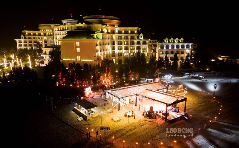 The wedding of the couple from an Indian billionaire family at a resort on the shore of Ha Long Bay. Photo: Nguyen Hung