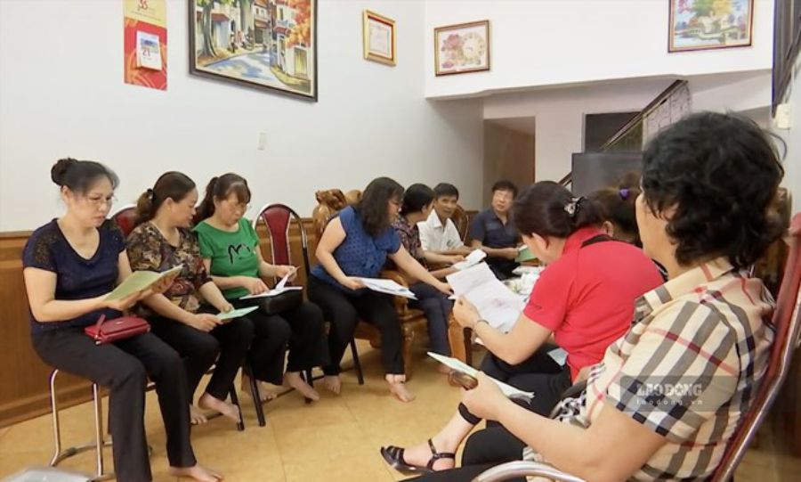 Many individual business owners who have paid 20 years of compulsory social insurance in Tuyen Quang are still waiting for pensions. Photo: Nguyen Tung