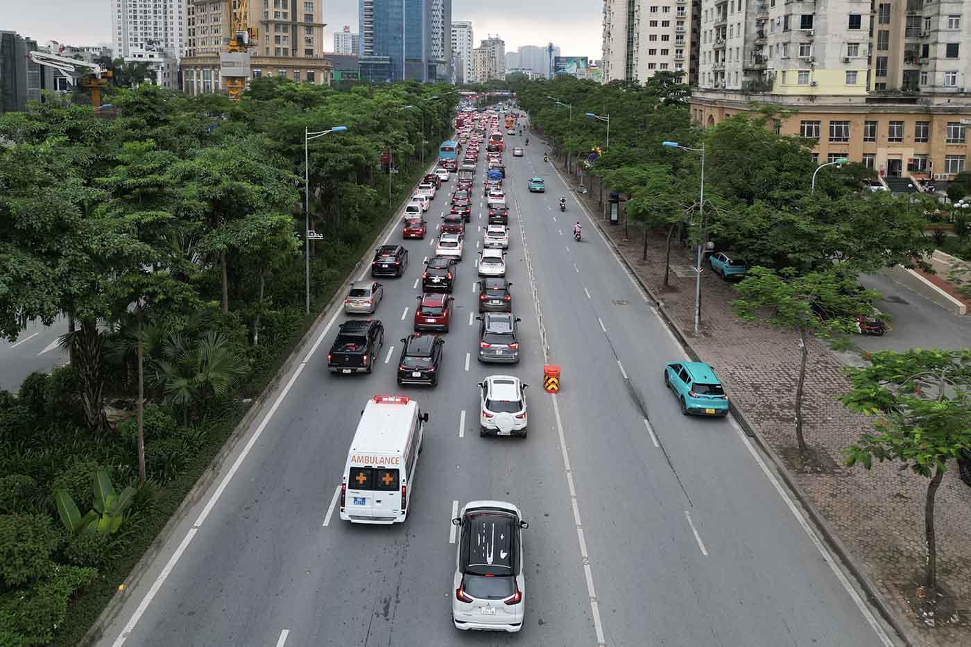 Vo Chi Cong Street, Hanoi. Foto: Wave