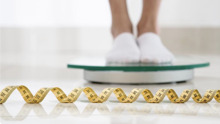 間違った方法で体重を減らしている兆候。写真:トゥイ・ズオン