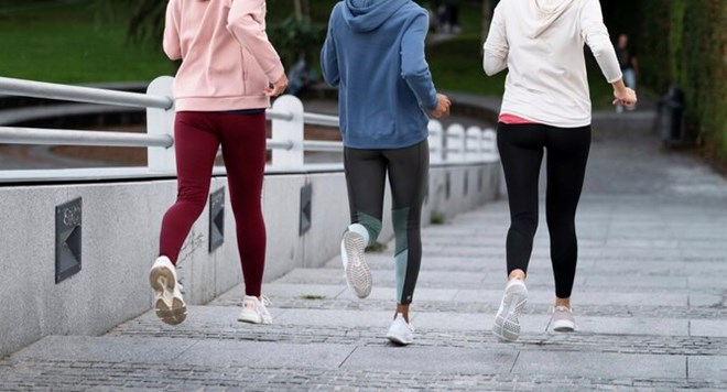 Japanese walking is more beneficial for the heart. Photo: Thuy Duong