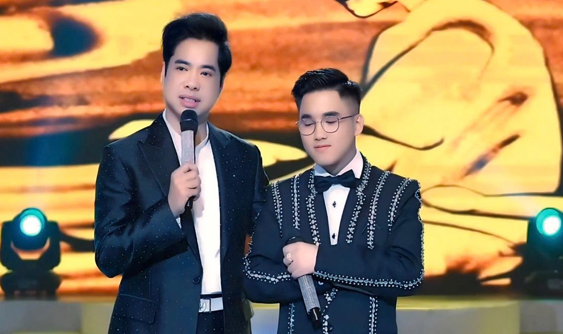 Anh: Nghe si cung cap.