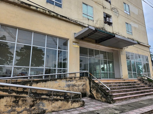 キム・チュン労働者の住宅地の外。写真:Minh Hanh