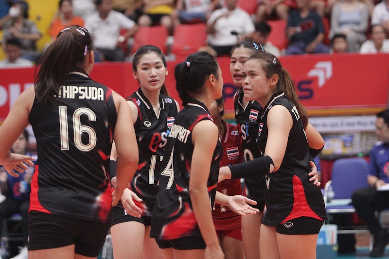 Doi tuyen bong chuyen nu U21 Thai Lan thang set 2. Anh: Tri Lam