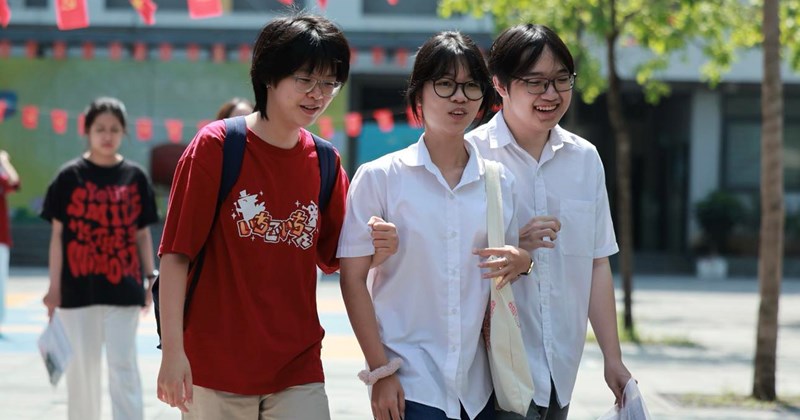 Sôi Nóng: 18 Điểm Học Bạ Mở Cửa Cơ Hội Vàng Vào Ngành Công Nghệ Thông Tin, Trí Tuệ Nhân Tạo Tại Đại Học Đông Á