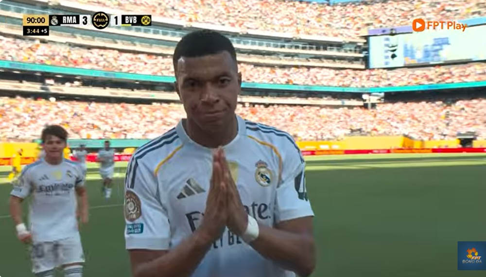 음바페는 FIFA 클럽 월드컵 8강에서 레알 마드리드의 승리에 크게 기여했습니다. 사진: FPT Play