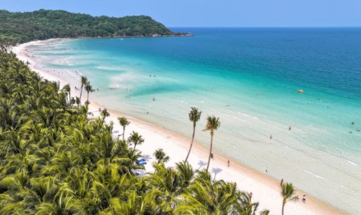 Bãi Kem - một trong những thỏi nam châm hút khách tới Phú Quốc. Ảnh: Fatel Belek