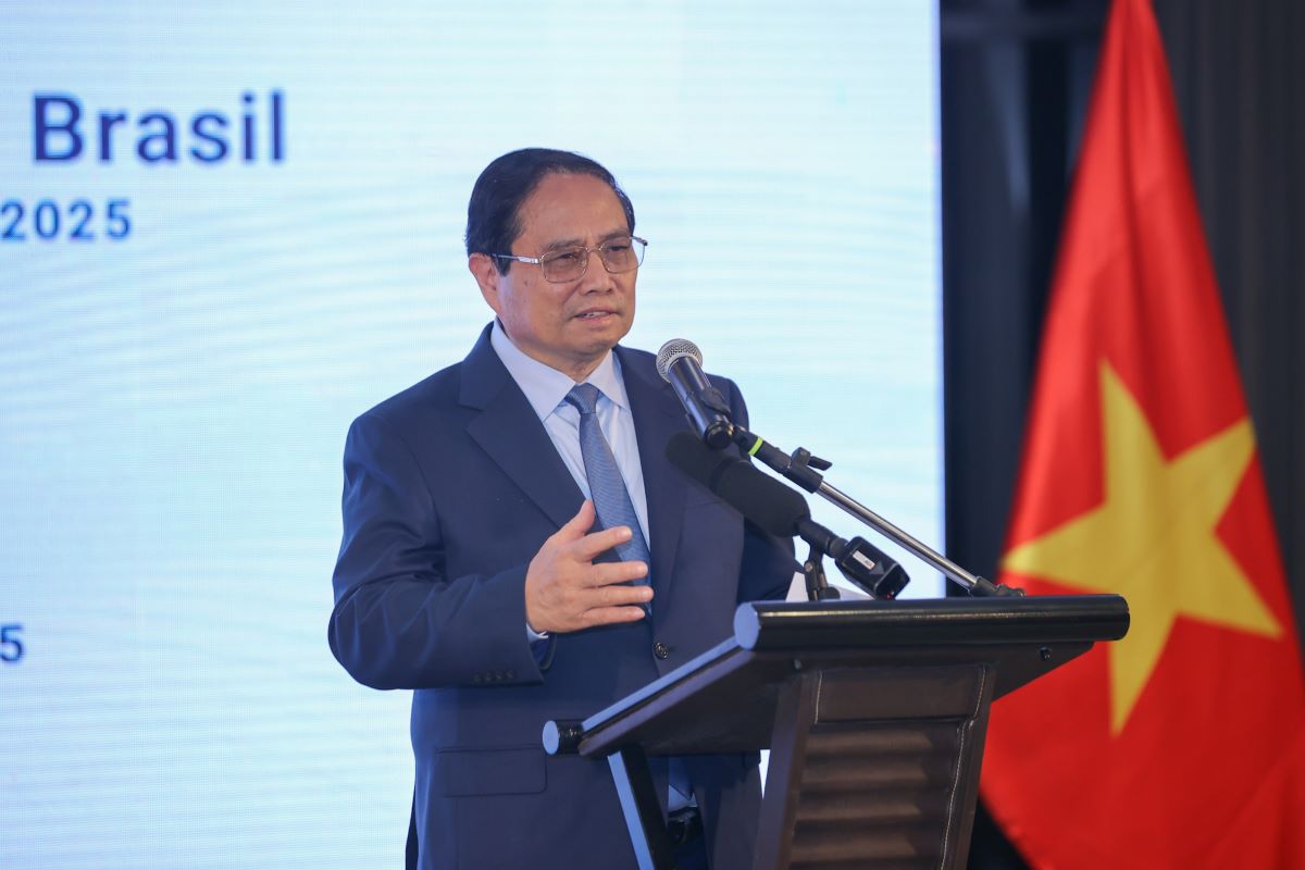 Politburo member and Prime Minister Pham Minh Chinh spoke at the Vietnam - Brazil Business Forum. Photo: VGP