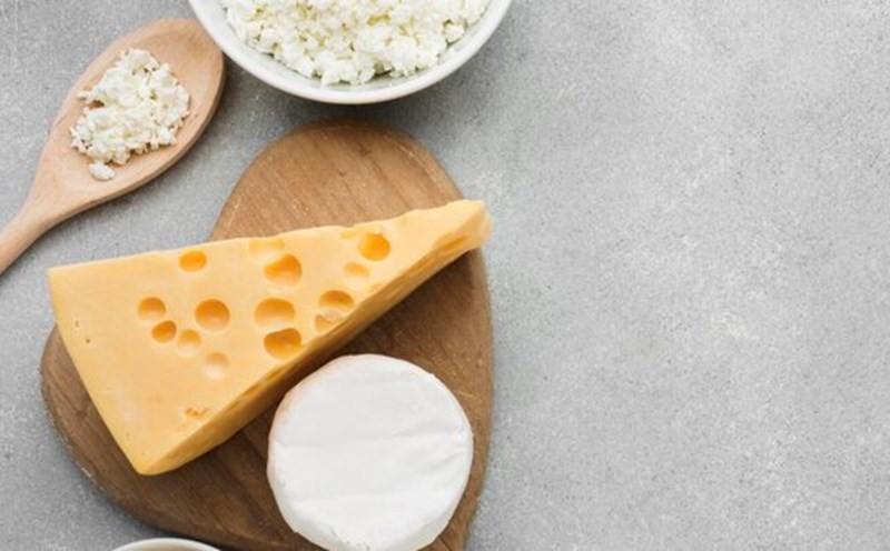Cheese is rich in protein and calcium, which is good for bones and joints. Photo: Thuy Duong