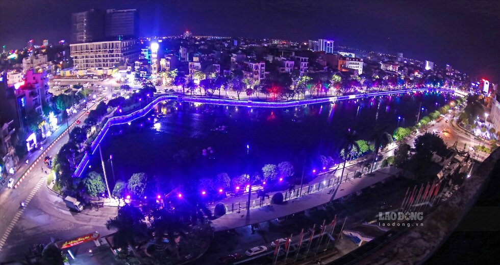 Pho di bo Bach Dang do UBND phuong Le Thanh Nghi truc tiep quan ly. Anh: Luong Ha