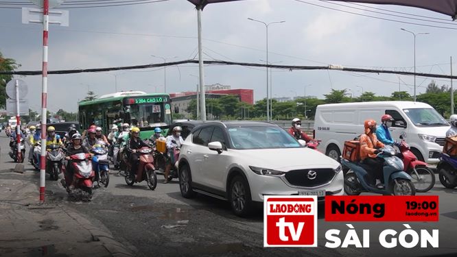 Chaleur a Saigon : La plus belle route du sud de Ho Chi Minh-Ville degradee