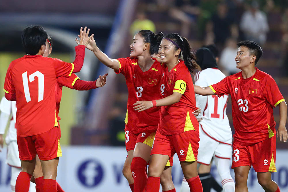 The Vietnamese women's team aims for a ticket to the 2027 World Cup. Photo: Nhat Anh