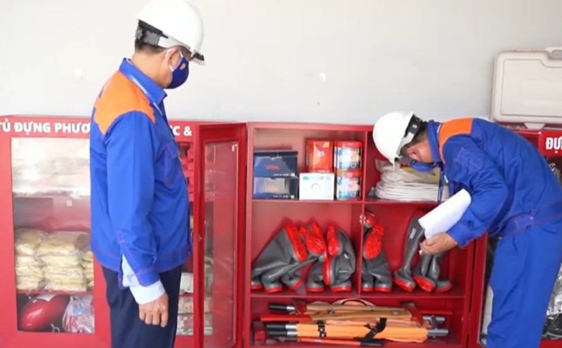 Enterprises proactively inspect occupational safety and hygiene. Photo: Hong Tham