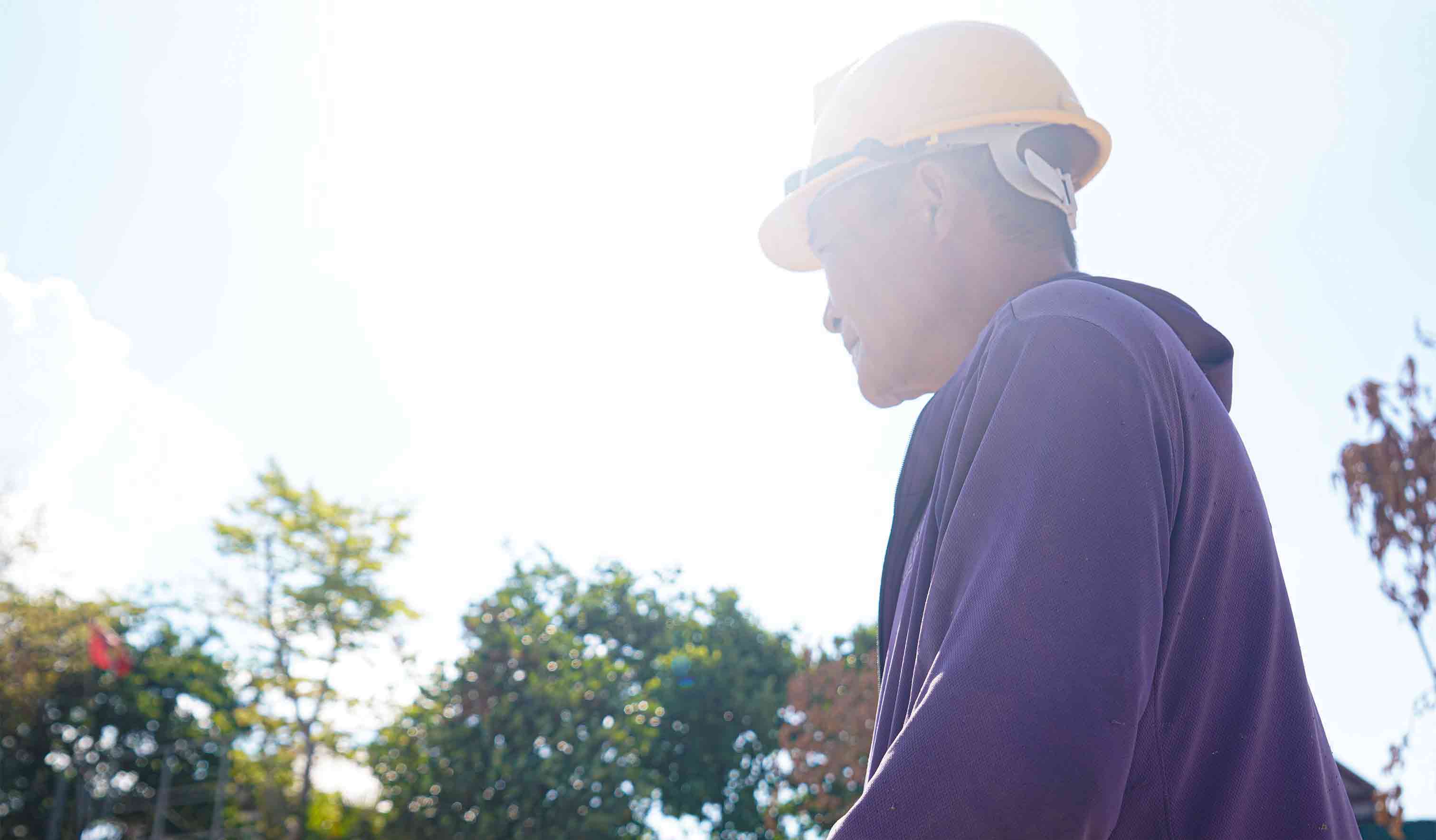 서북부 지방 날씨 7월 7일 낮에는 햇볕이 쨍쨍하고 소나기와 뇌우가 오는 곳이 있으며 평균 기온은 24-35°C입니다. 사진: Duy Chuong