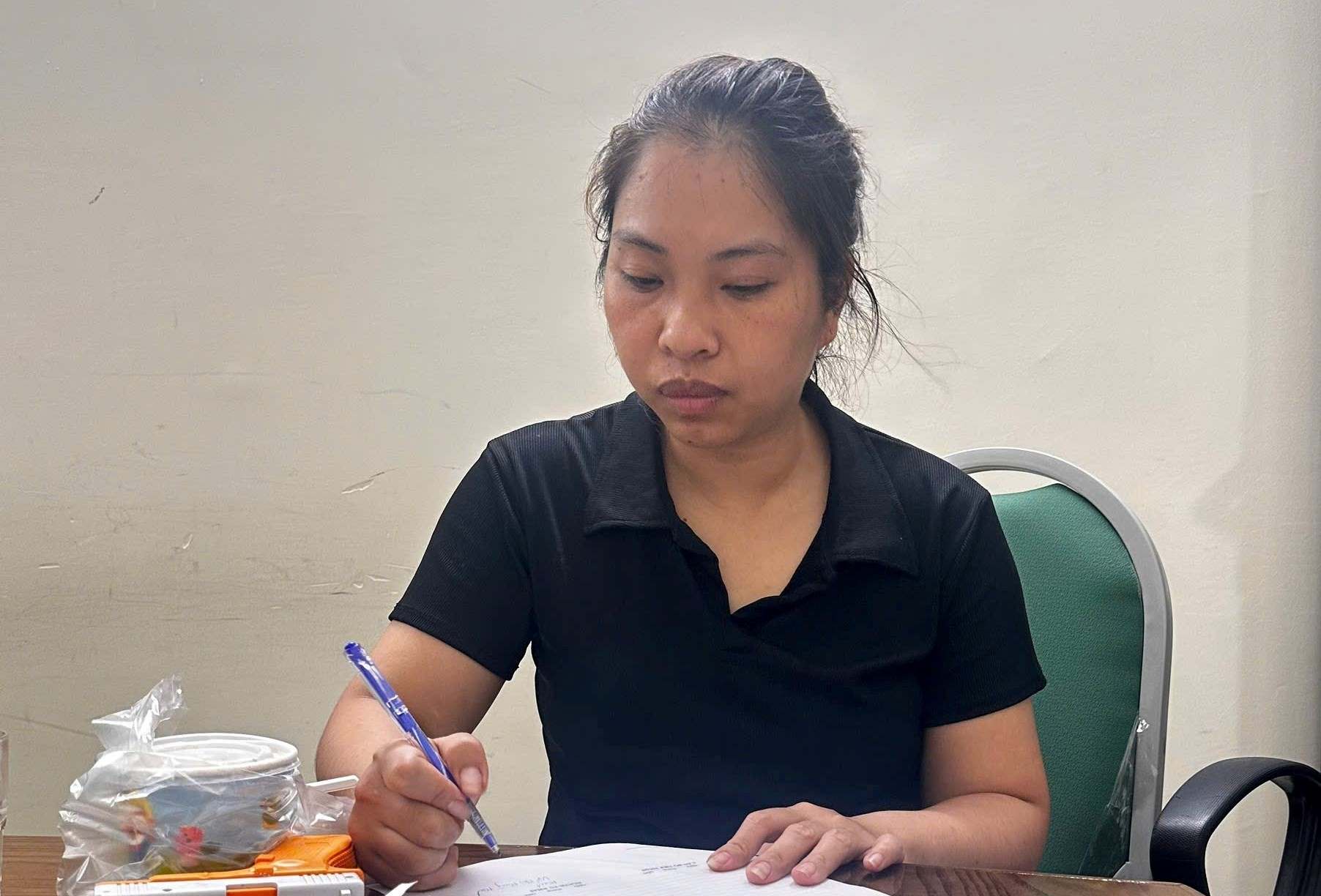 Đối tượng Vũ Thị Hồng Hạnh tại cơ quan Công an. Ảnh: Công an TP Hải Phòng