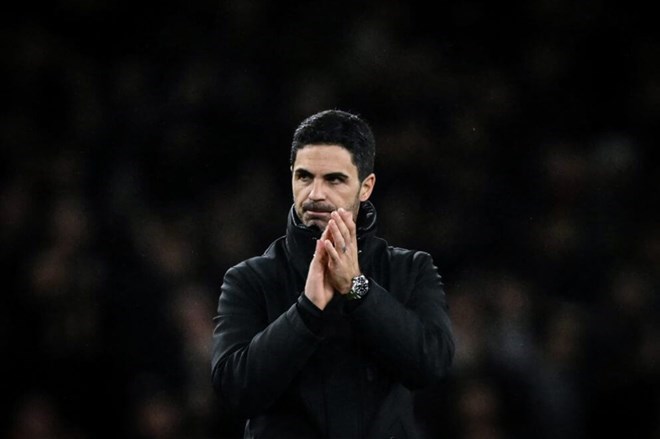 Mikel Arteta muon nhanh chong on dinh doi hinh. Anh: AFP