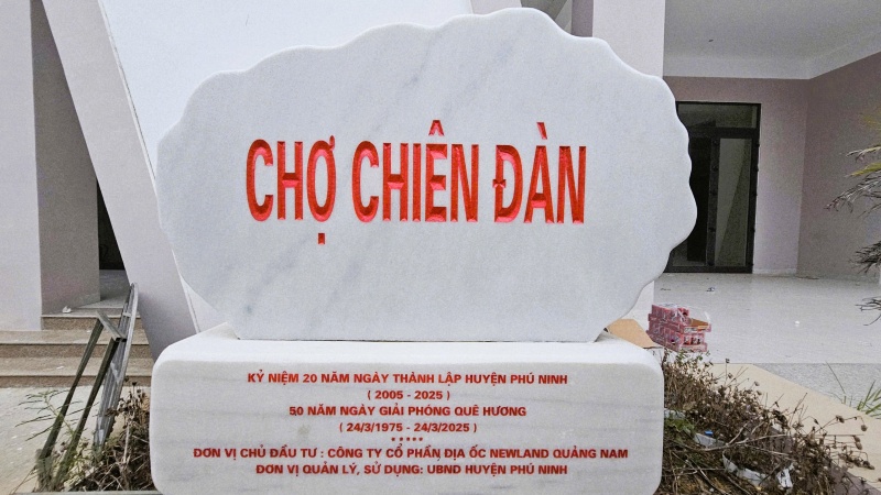 Cho Chien Dan, TP Da Nang khanh thanh tu dau thang 3.2025, la cong trinh chao mung cua huyen Phu Ninh, Quang Nam (cu), nhung hien vang hoe, nam im lim phu bui. Anh: Hoang Bin
