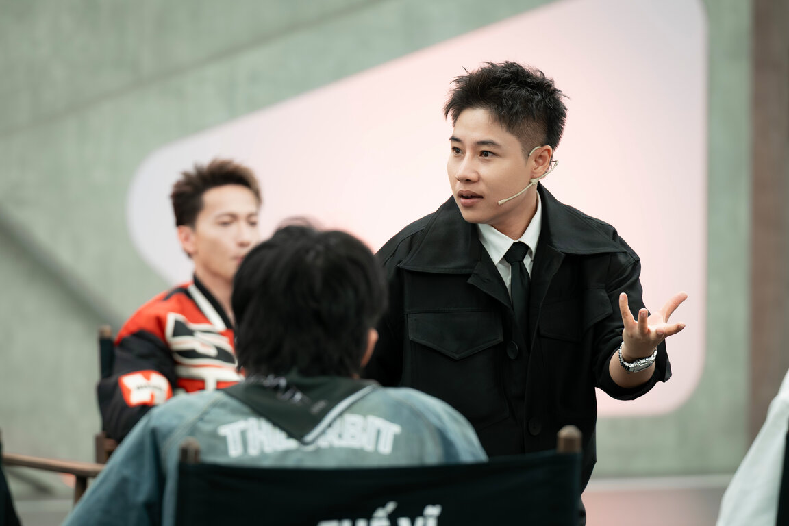 Dar un paseo en Dinh Ha Uyen Thu en "Todopoderoso novato". Foto: Fabricante.