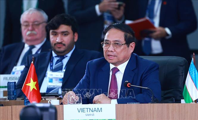 Politburo member and Prime Minister Pham Minh Chinh speaks at the BRICS Summit in 2025. Photo: VNA
