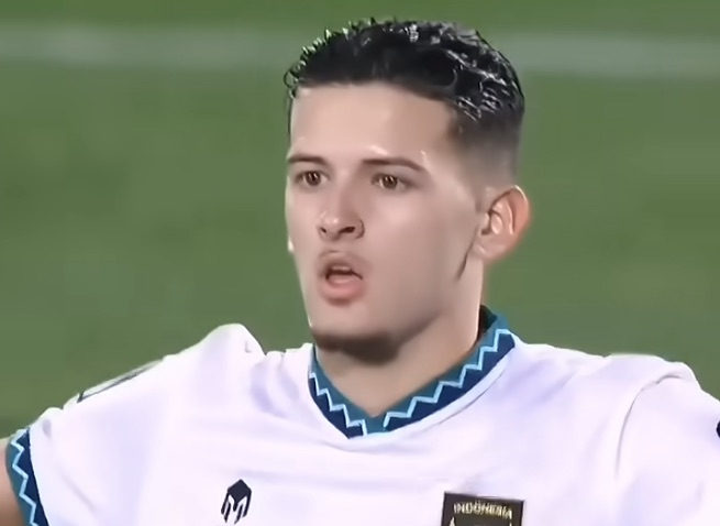 인도네시아 대표팀의 귀화 센터백 저스틴 위브너. 비디오에서 캡처한 사진