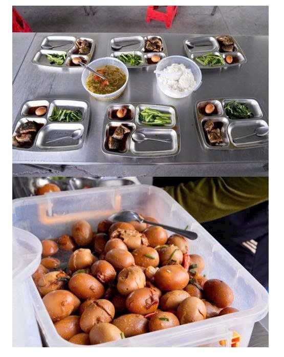 Khau phan an tang them co mon thit kho trung. Anh: CDCS cung cap