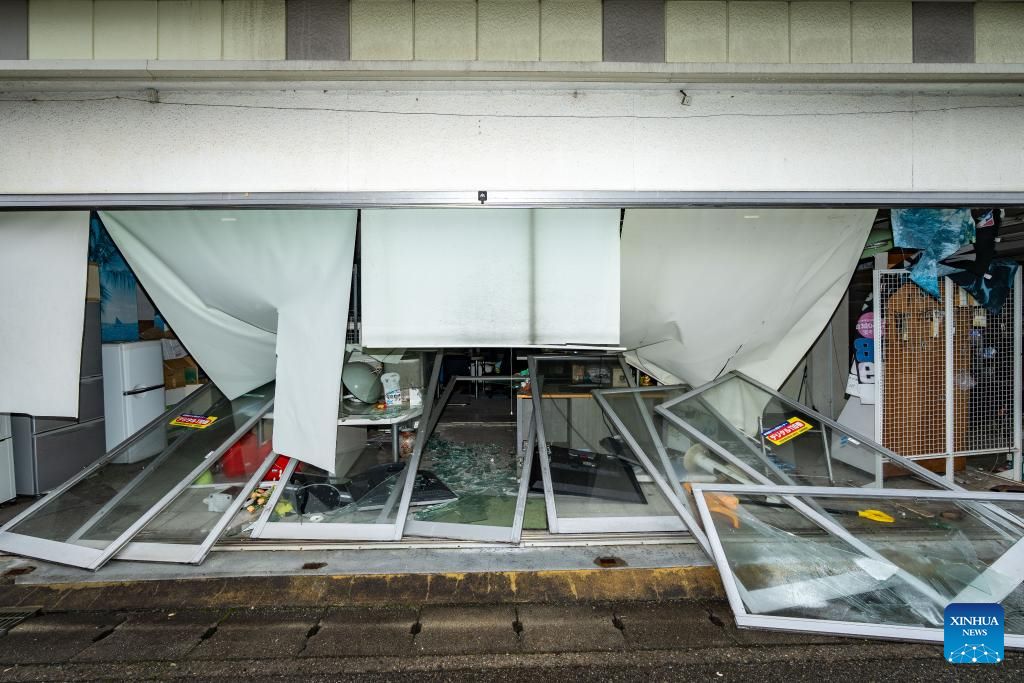 El terremoto daño las casas en Nanao, provincia de Ishikawa, Japon, el 3.1.2024. Foto: Xinhua