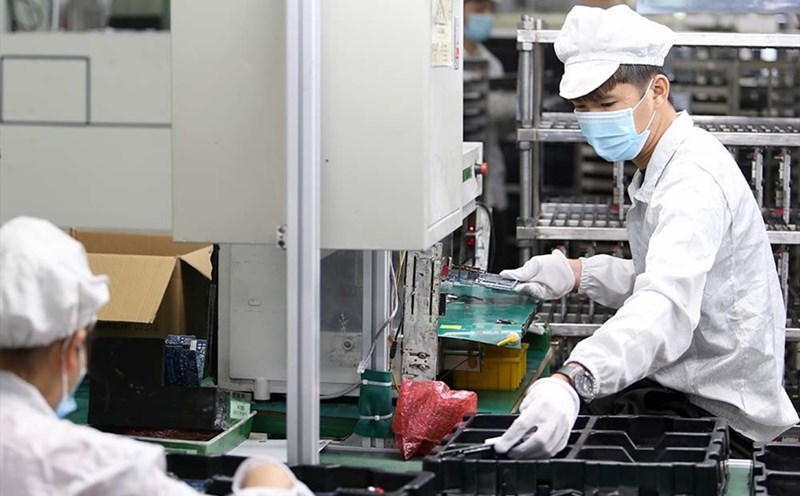 Workers working in industrial parks in Bac Ninh. Photo: Van Truong