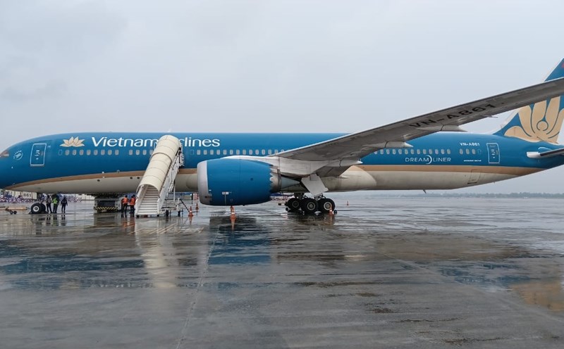Vietnam Airlines landed at Kolkata airport. Photo: Vietnam Airlines