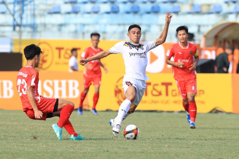Doi Thai Lan danh bai Lao 2-0. Anh: Minh Dan