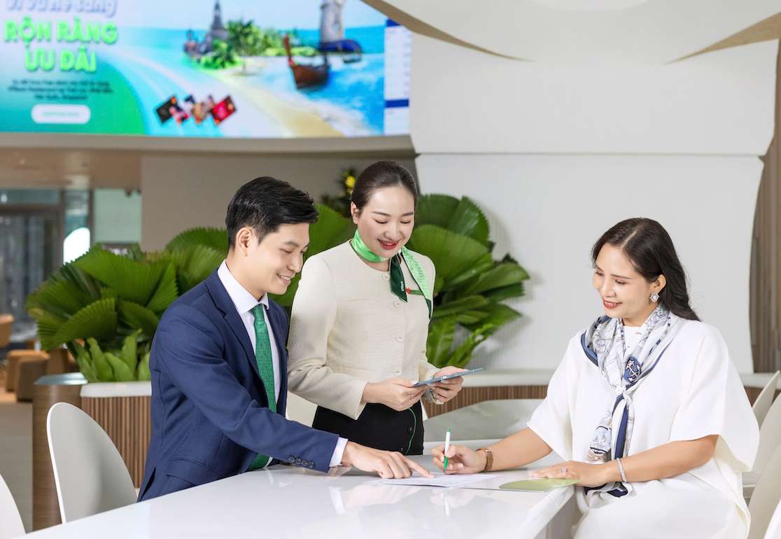 VPBank 권위 있는 국제 상 '2025년 여성 기업을 위한 최고의 은행' 수상. 사진: VPBank