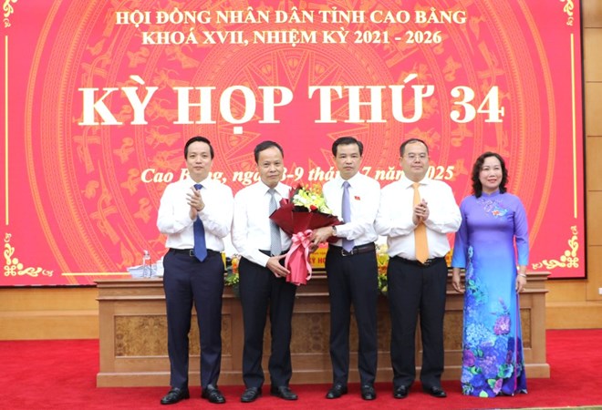 Cao Bằng miễn nhiệm 1 Phó Chủ tịch HĐND tỉnh