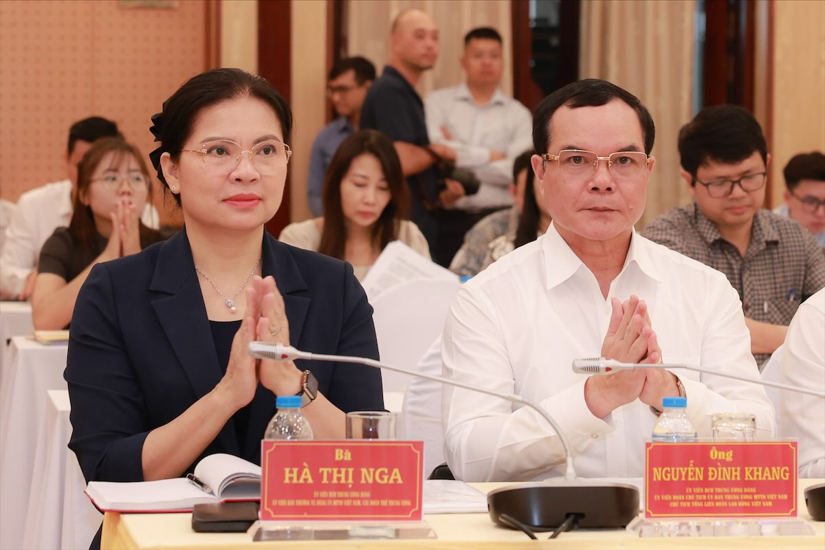 Ong Nguyen Dinh Khang - Uy vien Trung uong Dang, Chu tich Tong Lien doan Lao dong Viet Nam du hoi nghi. Anh: Hai Nguyen