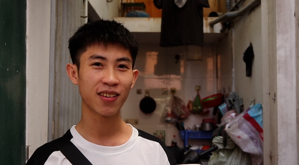 Nguyen van Doan氏 -  BAC Thang Long Industrial Park（Hanoi）で働く労働者 - 病気を防ぐために、それぞれの生活費のそれぞれの量。写真：Nguyen Linh