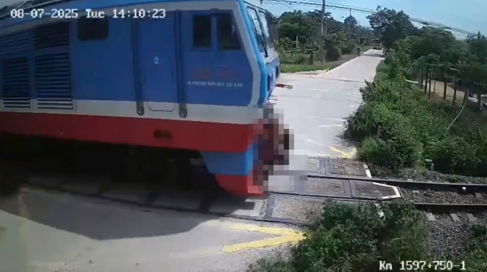 Thoi diem tau hoa tong nguoi dan ong tu vong. Anh: CQCN