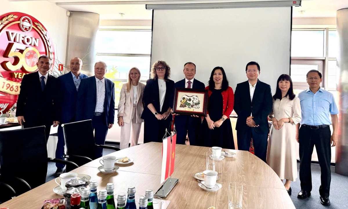 Anh: Uy ban Nha nuoc ve nguoi Viet Nam o nuoc ngoai