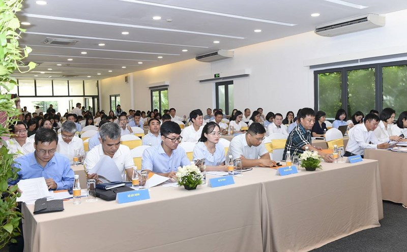 Delegates attending the workshop to collect opinions on draft Decrees guiding the Law on Management and Investment of State Capital in Enterprises. Photo: Ministry of Finance