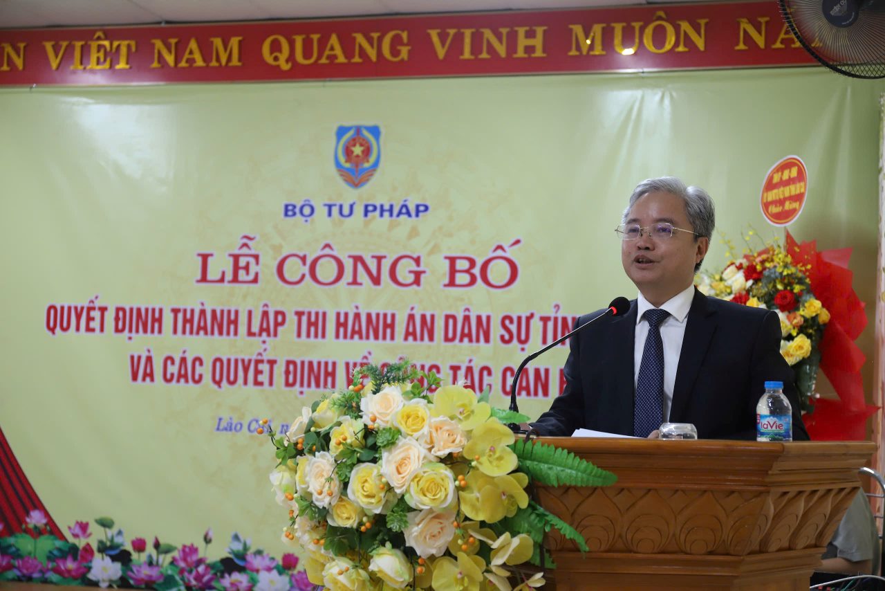Ông Trần Quang Thái, Phó Bí thư chuyên trách Đảng bộ Bộ Tư pháp phát biểu tại lễ công bố. Ảnh: Văn Đức.