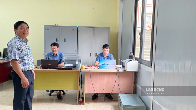 Tang ham cua trung tam van hoa duoc cai tai lai thanh noi lam viec cho can bo, cong chuc