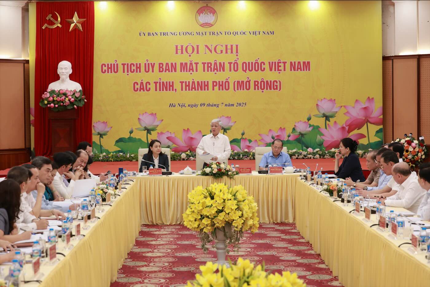 Toan canh hoi nghi. Anh: Hai Nguyen