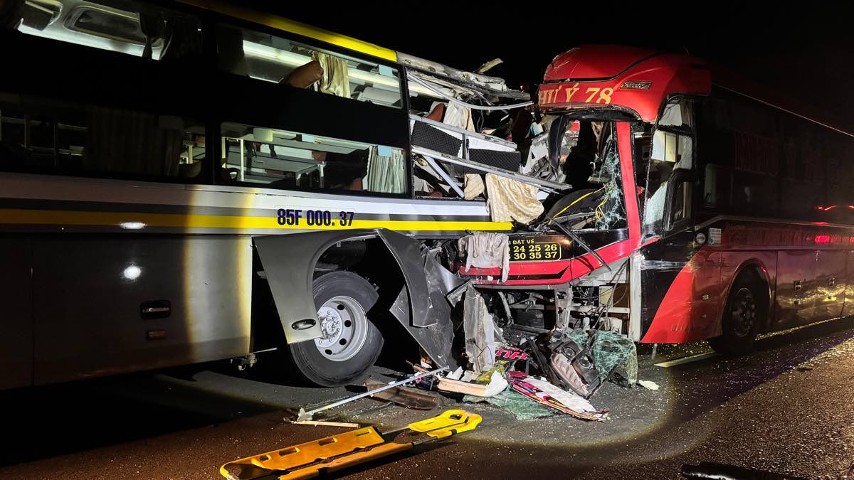 총리는 판티엣-빈하오 고속도로 교통사고 후속 조치를 지시했습니다. 사진: VGP