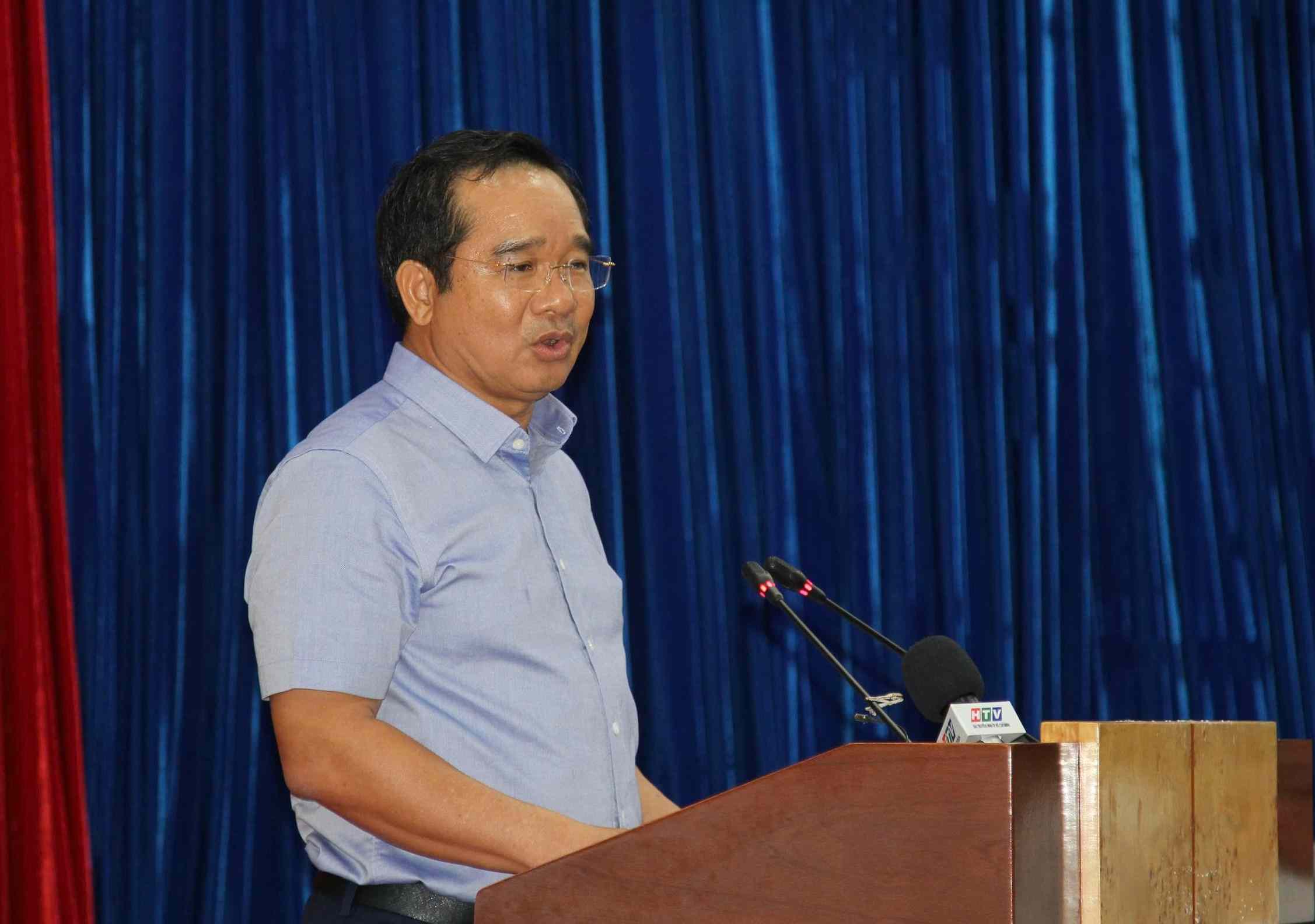 Ong Nguen Van Duoc - Chu tich UBND TPHCM phat bieu chi dao tai hoi nghi.Anh: Dinh Trong