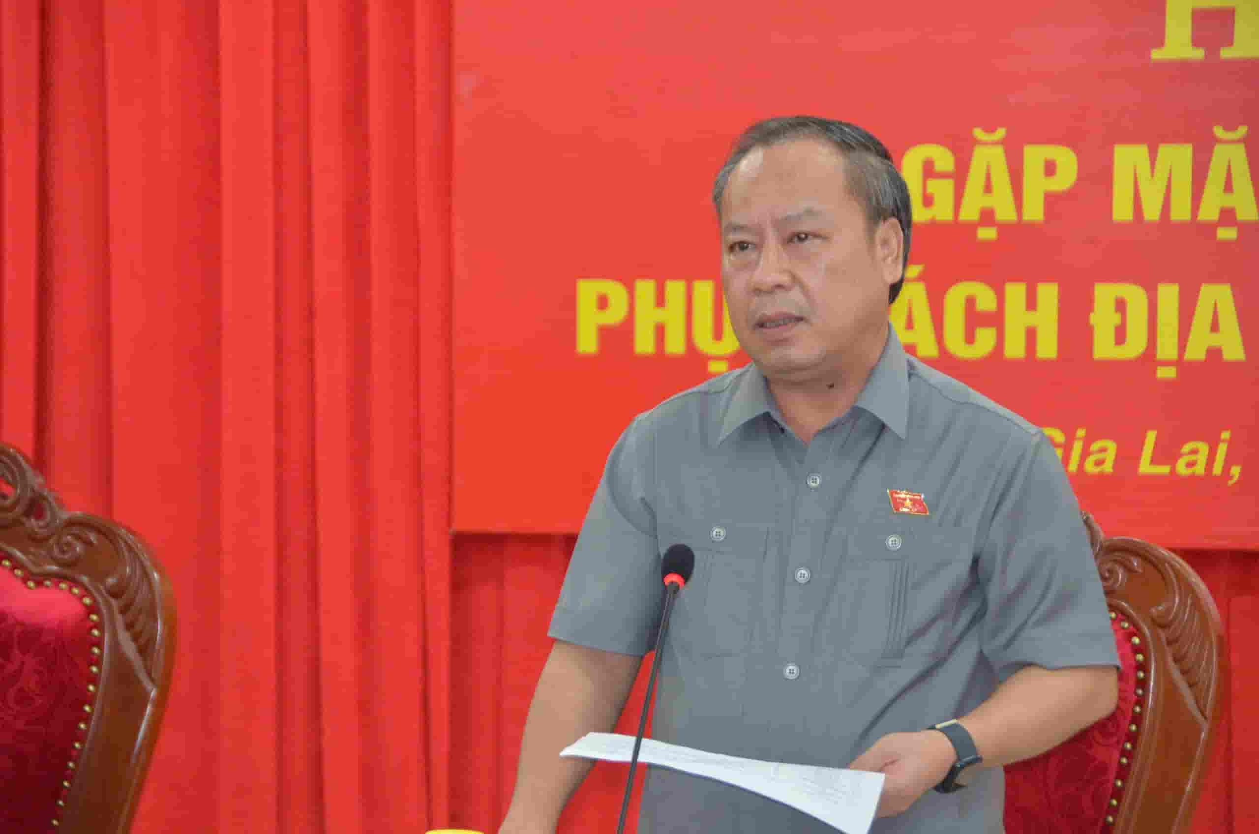 Gia Lai 지방 당위원회 부서기인 Chau Ngoc Tuan 씨가 Pleiku의 2차 시설 운영을 담당할 것입니다. 사진: Thanh Tuan