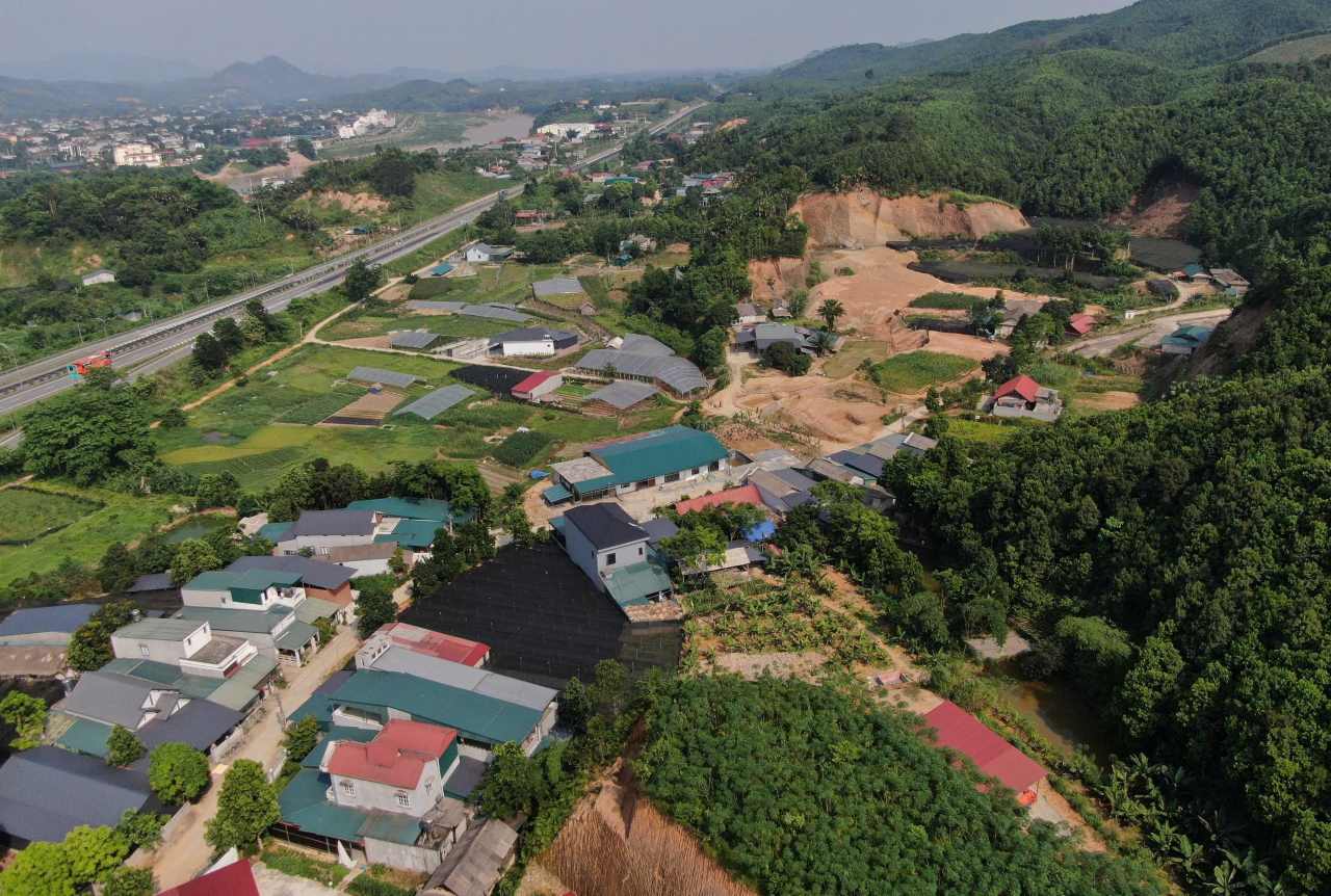 Khu vuc xay dung nha ga cua du an tai khu vuc xa Mau A, tinh Lao Cai. Anh: Van Duc.