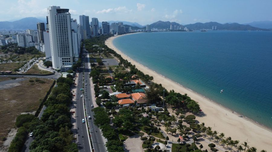 La provincia de Khanh Hoa aspira a alcanzar el nivel de turismo de clase mundial. Foto: Huu Long