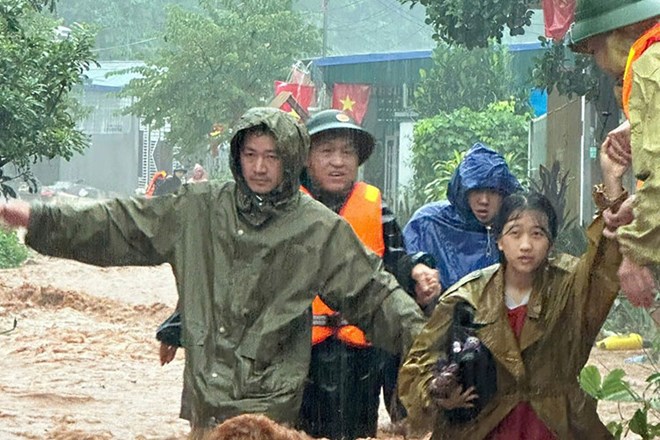 Lũ lớn trên diện rộng ở Điện Biên, nhiều bản làng bị cô lập