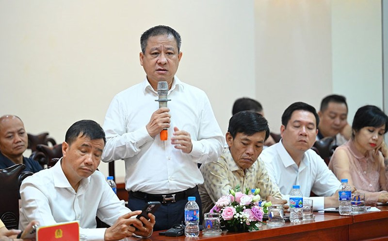 Representatives of transport business enterprises spoke at the conference. Photo: Quang Viet