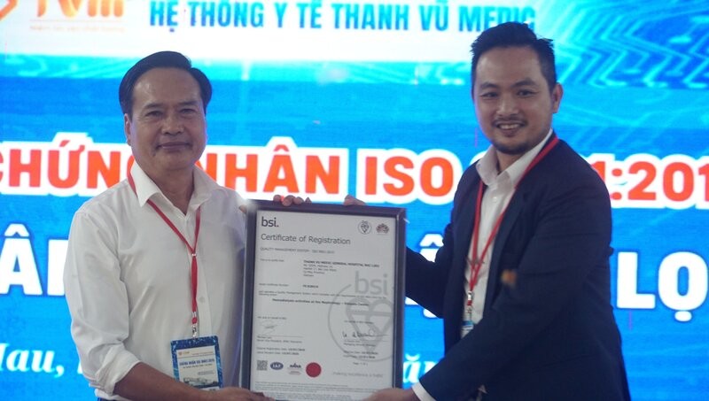 Thanh Vu Medic Bac Lieu General Hospital officially received ISO 9001: 2015 at the Nephrology - Blood Clinic. Photo: Nhat Ho