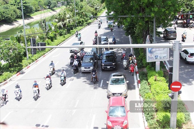 Du bao thoi tiet hom nay 2.8, khu vuc Bac Bo chieu toi va dem co mua rao va dong rai rac, ngay nang. Anh: Pham Dong
