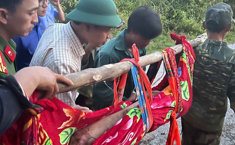 Rescue forces have found 5 people swept away by floodwaters in Dien Bien. Photo: Thanh Binh
