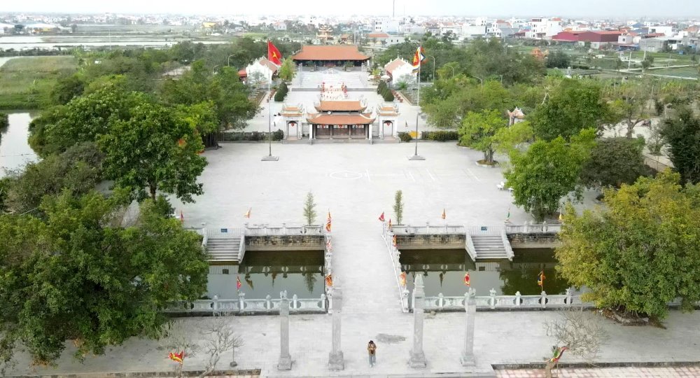 Khu tuong niem Vuong trieu Mac cung 4 di tich tren dia ban huyen Kien Thuy cu (Hai Phong) duoc cong nhan la di tich quoc gia dac biet. Ảnh: Mai Dung